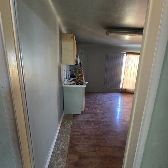 More Photos Of 15709 Bellflower Blvd, Bellflower General Retail For Sale