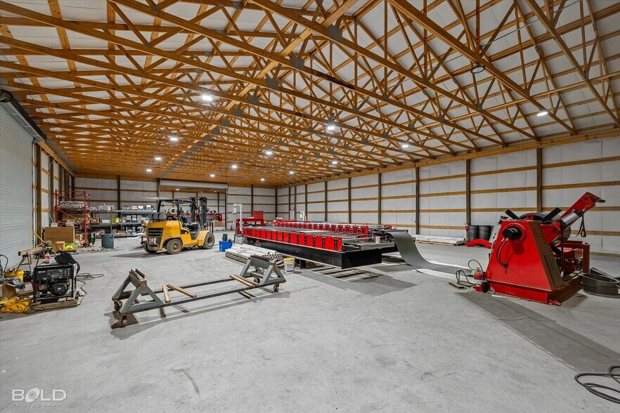 More Photos Of 150 Frontage Rd, Minden Warehouse For Sale