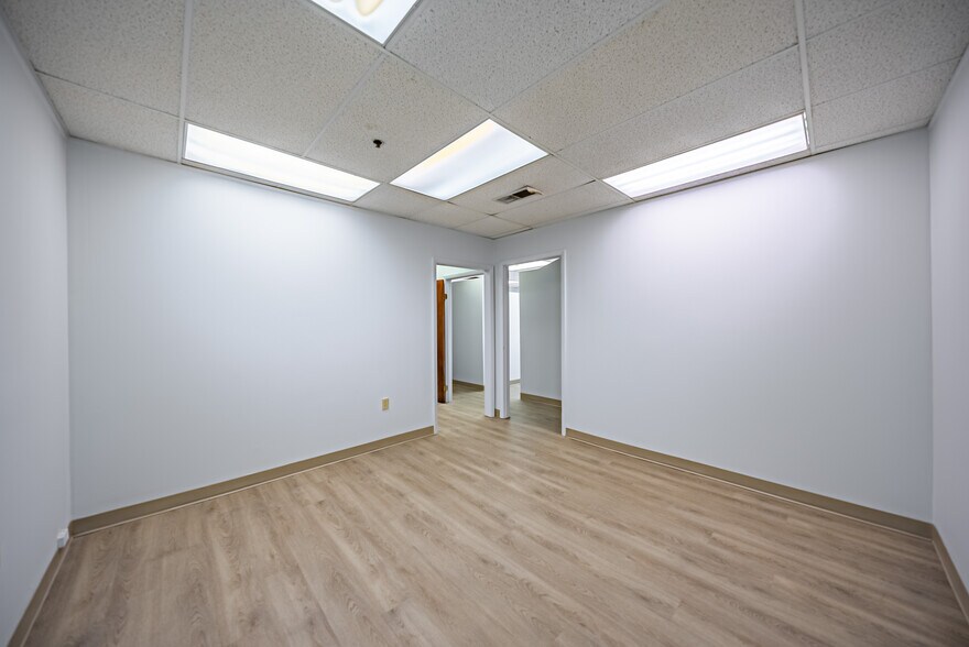 More Photos Of 50 Johnson Ave, Hackensack Light Manufacturing For Sale
