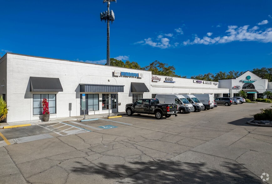 More Photos Of 4141 S Tamiami Trl, Sarasota Storefront For Lease