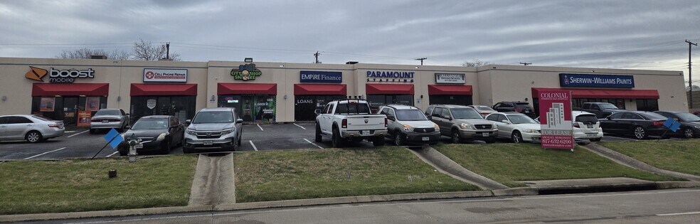More Photos Of 6420 Denton Hwy, Watauga Unknown For Lease