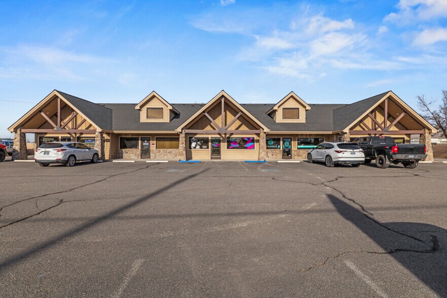 Primary Photo Of 2815 Laverne Ave, Klamath Falls Flex For Sale