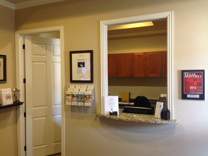 More Photos Of 171 Deep Wood Dr, Round Rock Medical For Lease