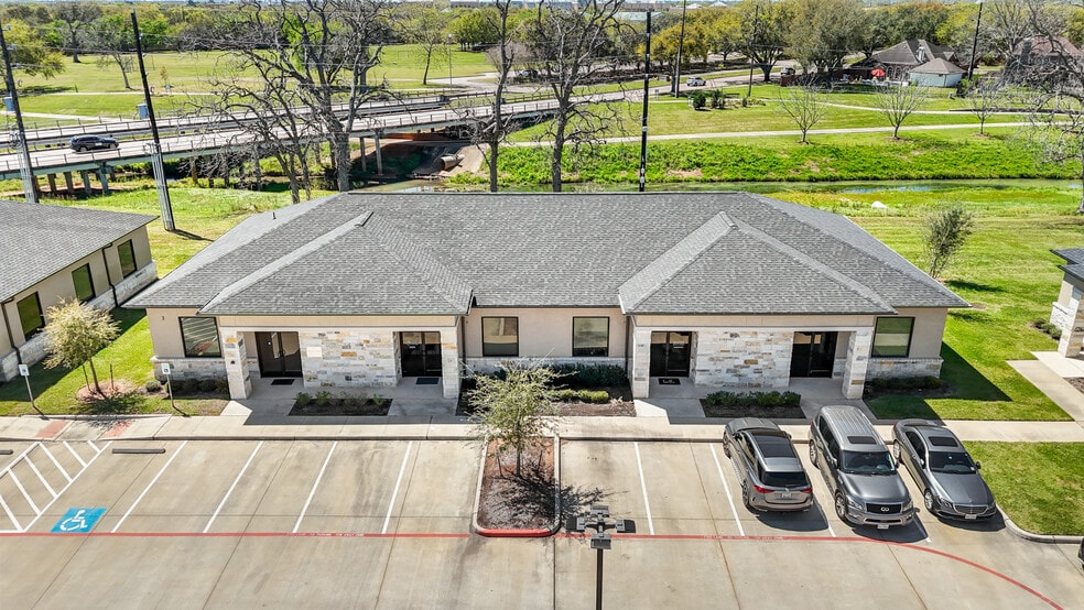Primary Photo Of 4220 Cartwright Rd, Missouri City Medical For Sale