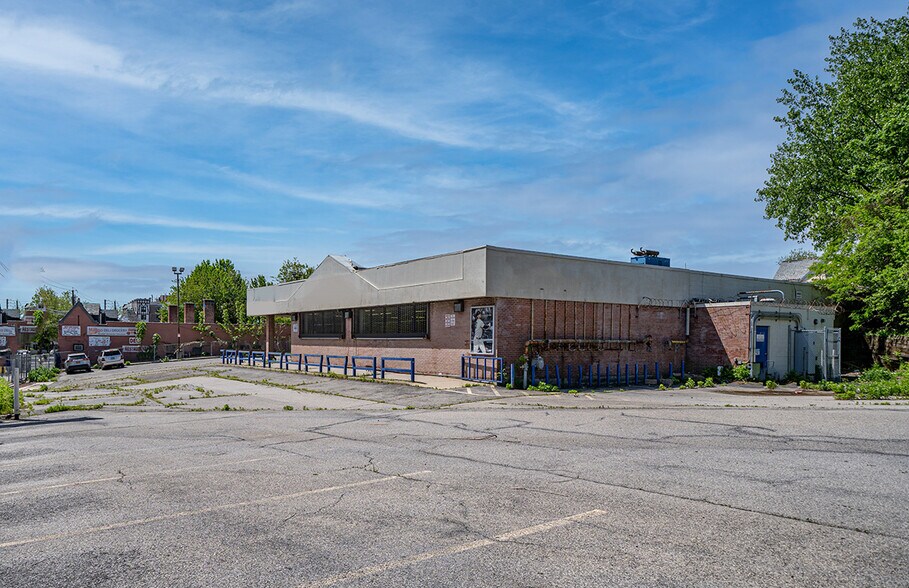 More Photos Of 220-230 S Fulton Ave, Mount Vernon Supermarket For Lease