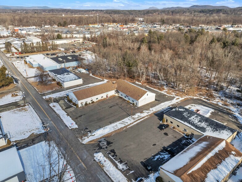 More Photos Of 96A Mainline Dr, Westfield Warehouse For Lease