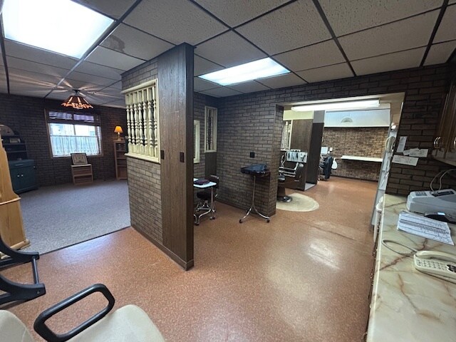 More Photos Of 640 5th Ave, Troy Specialty For Sale