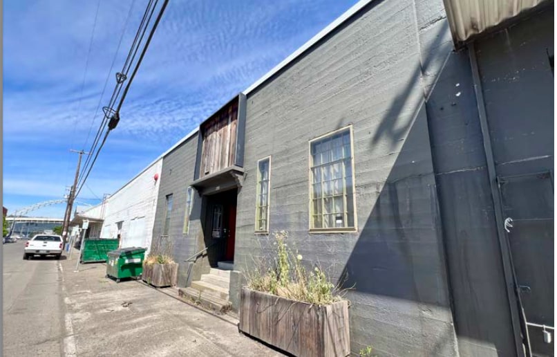 More Photos Of 603-677 N Tillamook St, Portland Warehouse For Lease