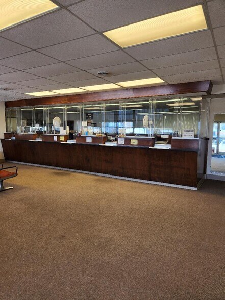 More Photos Of 2207 S 3rd St, Memphis Freestanding For Sale