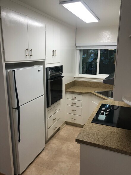 More Photos Of 1122 Bush St, San Carlos Apartments For Sale