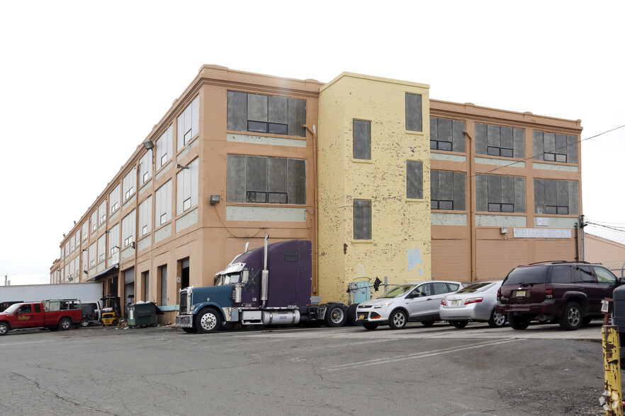 Primary Photo Of 19 Lister Ave, Newark Warehouse For Lease