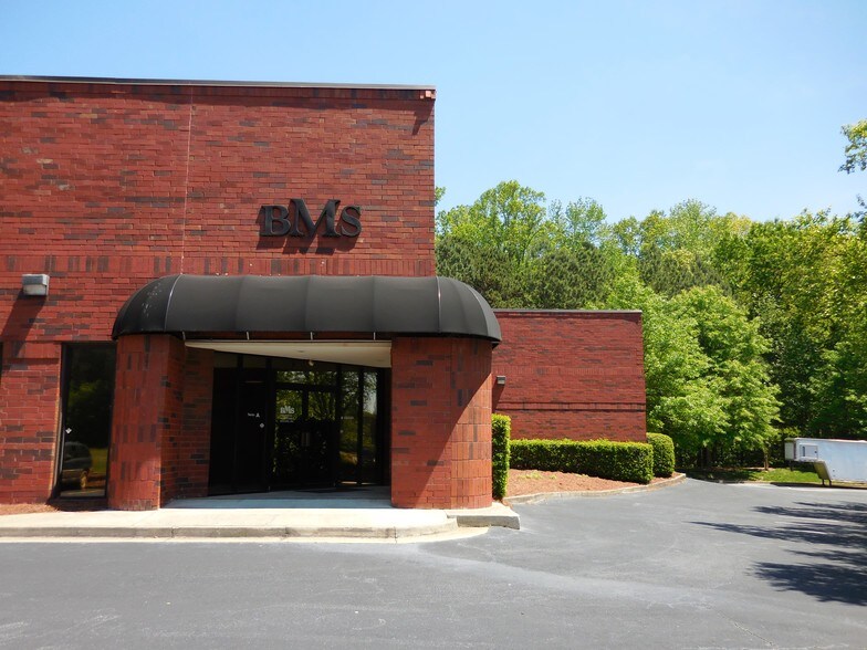 More Photos Of 1325 Capital Cir, Lawrenceville Flex For Sale