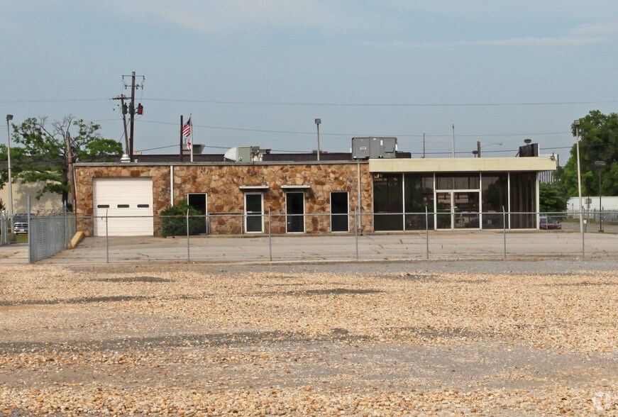 More Photos Of 3500 5th Ave S, Birmingham Unknown For Lease