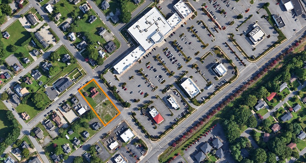 More Photos Of 205 Ricks Dr, Winston-Salem Office For Sale