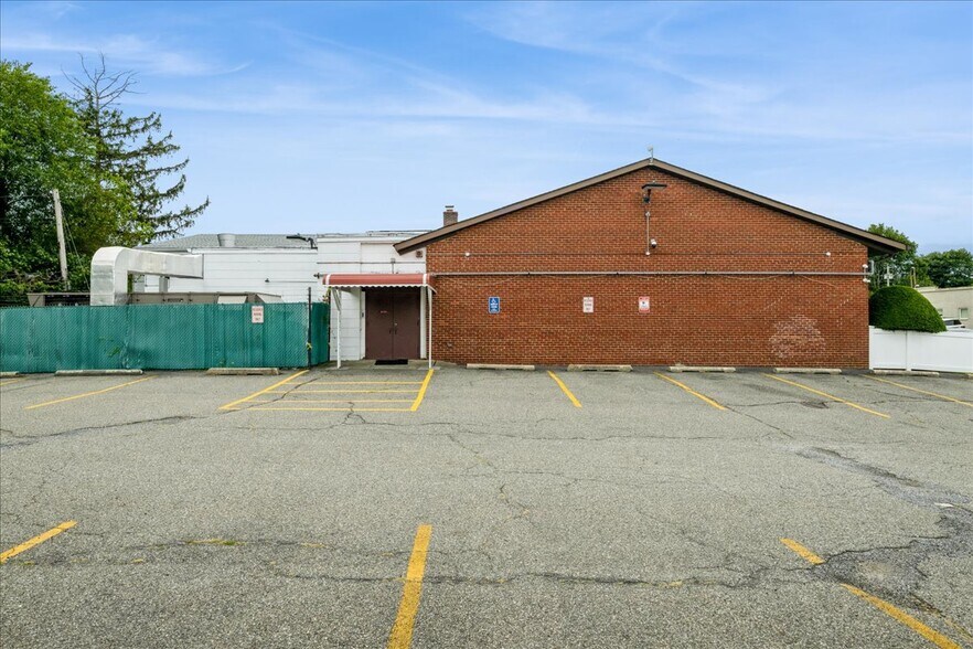 More Photos Of 343 Jerusalem Ave, Hicksville Religious Facility For Sale