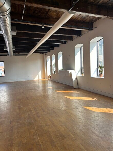 More Photos Of 338 Newbury St, Boston Office For Lease