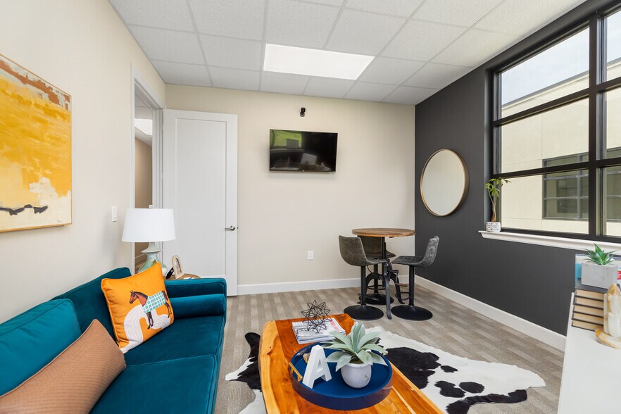 More Photos Of 8118 Fry Rd, Cypress Office For Lease