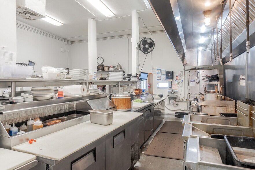More Photos Of 100 N Pagosa Blvd, Pagosa Springs Freestanding For Lease