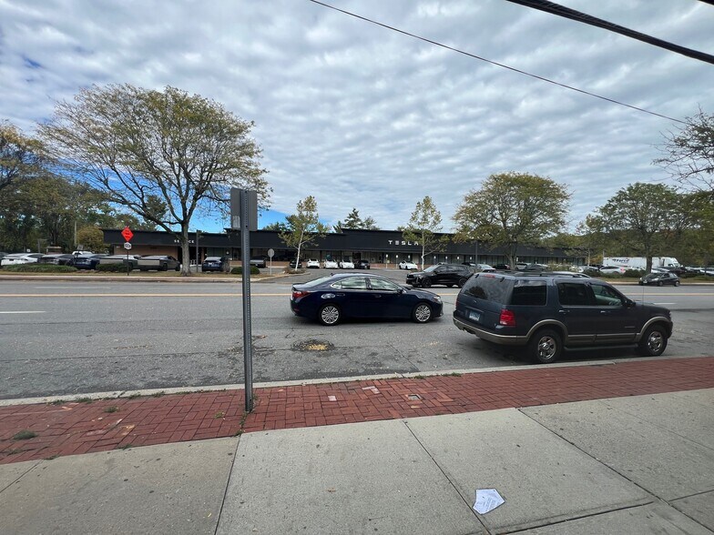 More Photos Of 237-247 Tarrytown Rd, White Plains Storefront For Lease