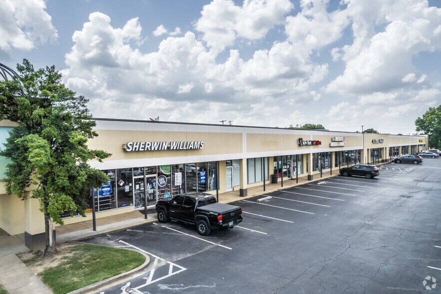 More Photos Of 5144 Old Summer Ave, Memphis Unknown For Lease