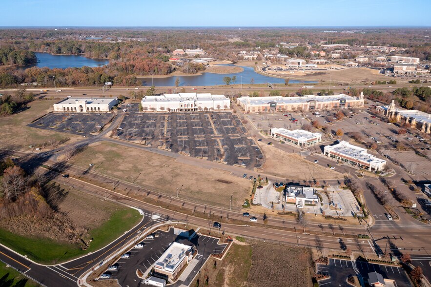 More Photos Of 221 Grandview Blvd, Madison Land For Lease