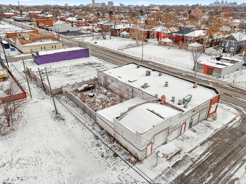 More Photos Of 3328 Joy Rd, Detroit General Retail For Sale