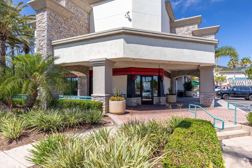 More Photos Of 1550-1590 Leucadia Blvd, Encinitas Unknown For Lease
