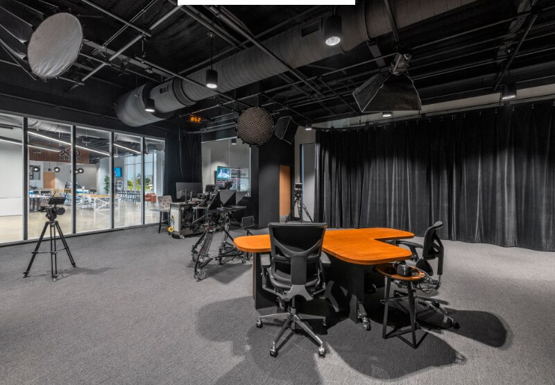 More Photos Of 1021 Grace Ln, Southlake Office For Sale