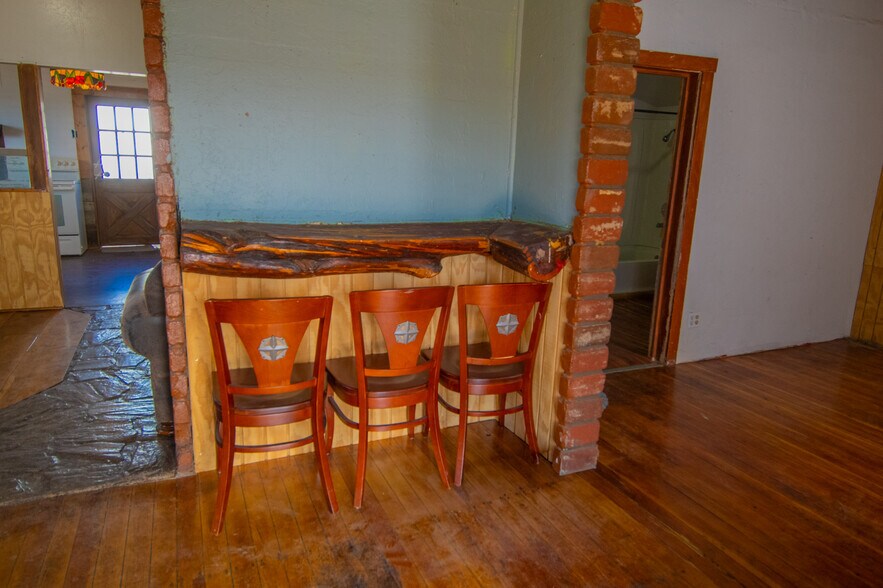 More Photos Of 54140 N Main St, Seligman Freestanding For Sale