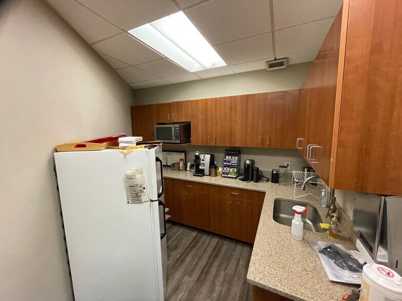 More Photos Of 310 E Shore Rd, Great Neck Medical For Sale