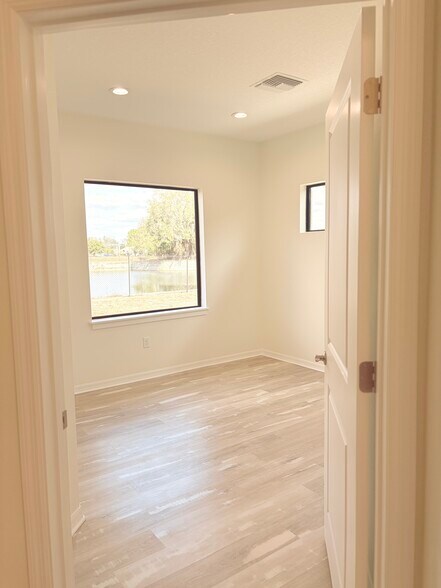 More Photos Of 10348-10350 White Viburnum Way @ Gibsonton Drive, Riverview Office For Sale