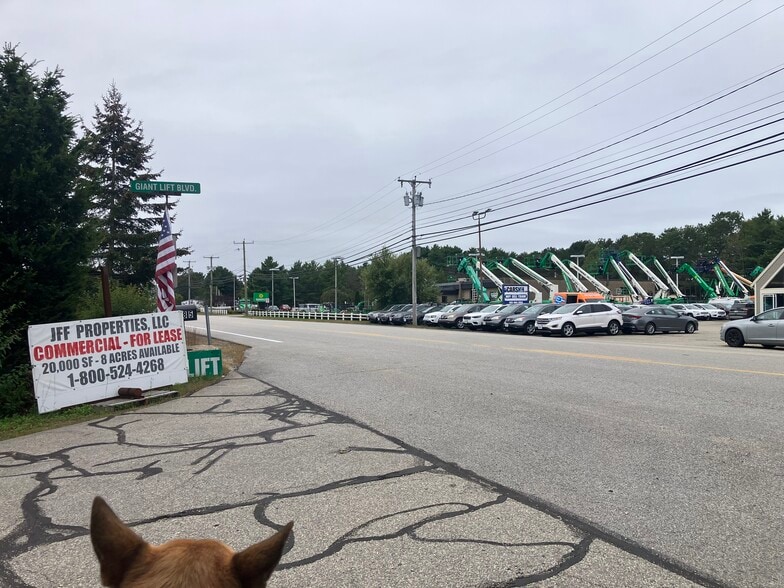 More Photos Of 185 Lafayette Rd, North Hampton Warehouse For Lease