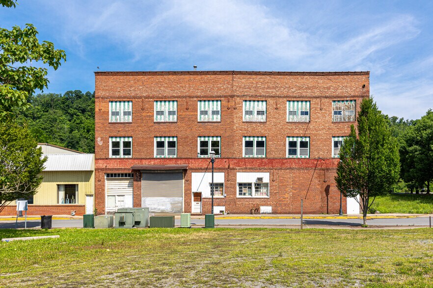 More Photos Of , Morgantown Unknown For Sale