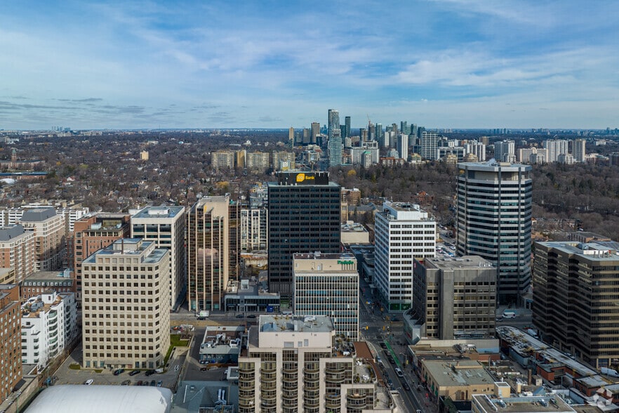 More Photos Of 2 St Clair Av W, Toronto Office For Lease