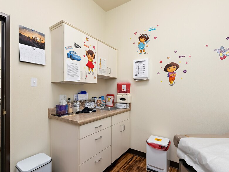 More Photos Of 916 Indiana Ave, Pueblo Medical For Sale