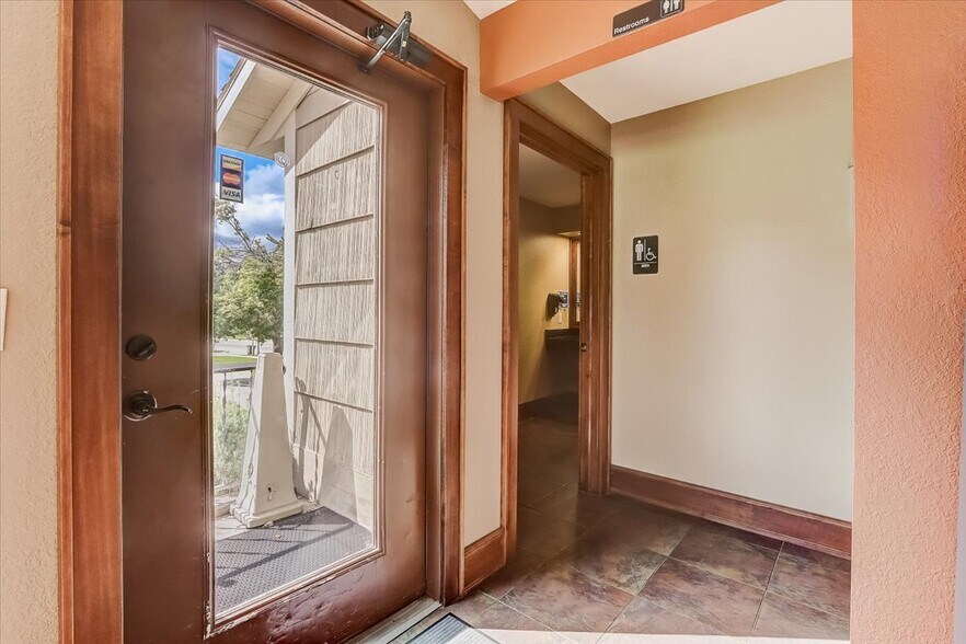 More Photos Of 800 S Main St, Lake Mills Golf Course Driving Range For Sale