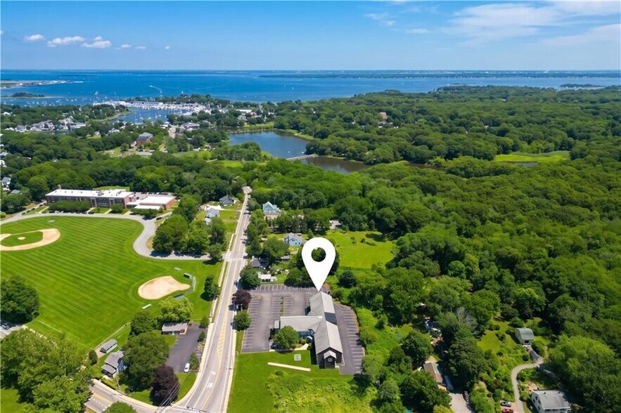 More Photos Of 320 Phillips St, North Kingstown Medical For Sale