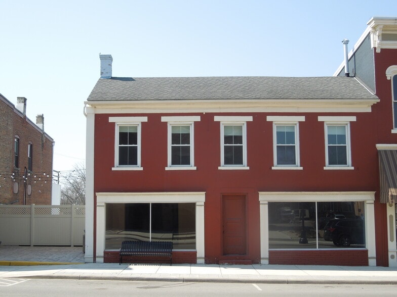 More Photos Of 15 N High St, Covington Storefront For Sale