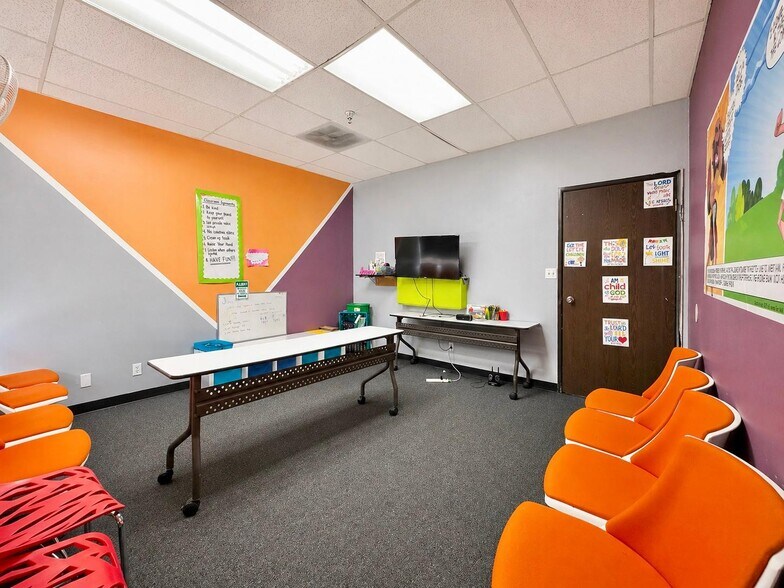 More Photos Of 909 N D St, San Bernardino Office For Sale