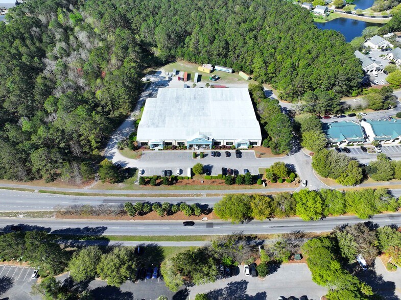 More Photos Of 4380 Bluffton Pky, Bluffton Freestanding For Sale