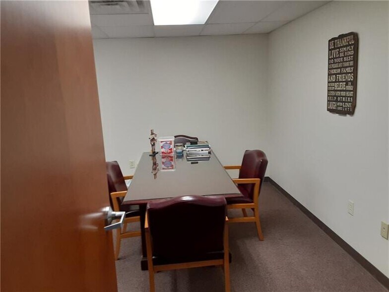 More Photos Of 5620 William Penn Hwy, Export Freestanding For Lease