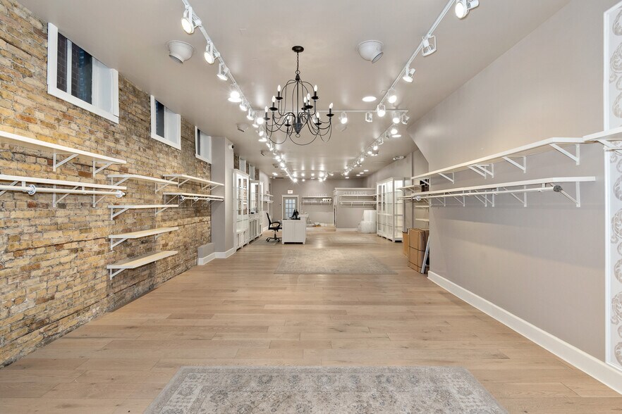 More Photos Of 2012 N Halsted St, Chicago Storefront Retail Office For Lease