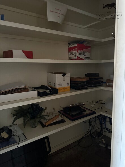 More Photos Of 5929 50th St, Lubbock Service For Lease