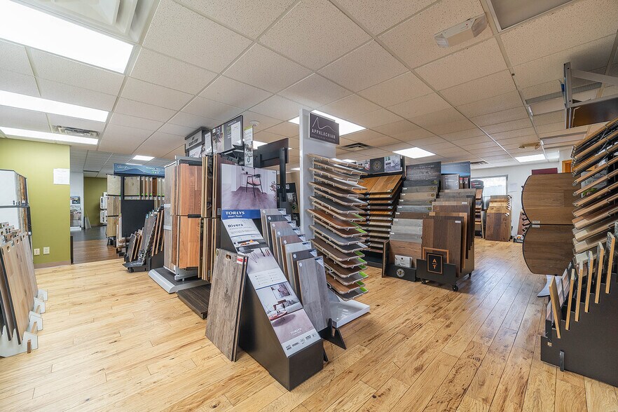 More Photos Of 3657 Trabue Rd, Columbus Warehouse For Sale