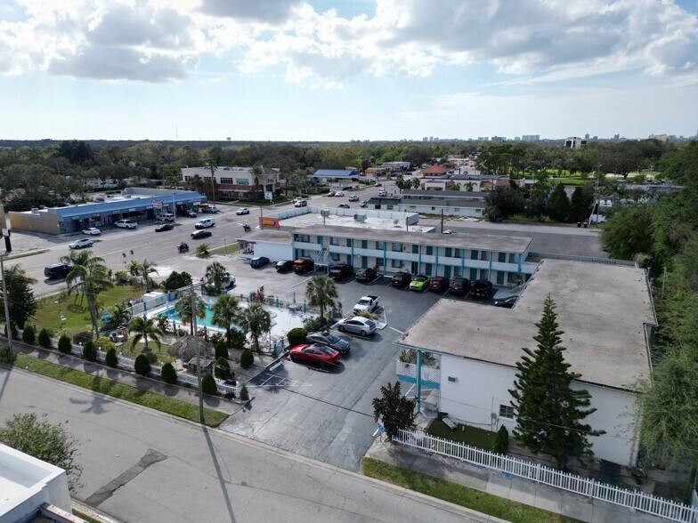 More Photos Of 1630 Gulf To Bay Blvd, Clearwater Hotel For Sale