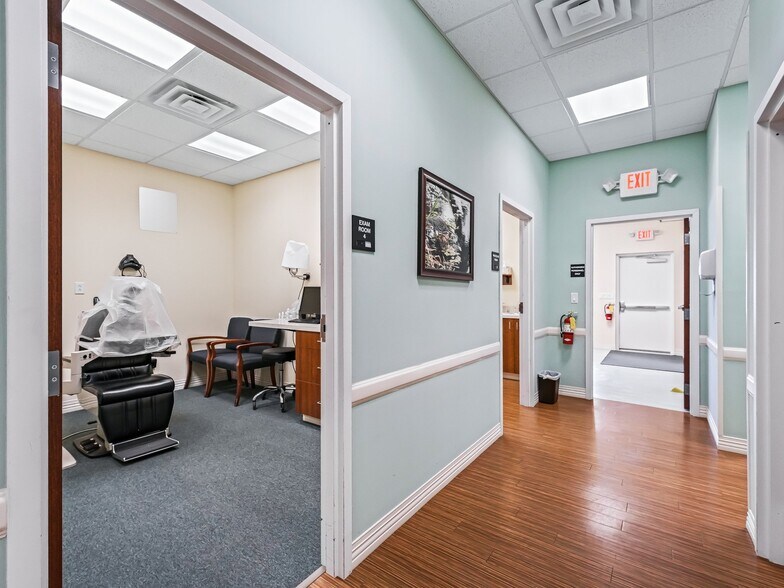 More Photos Of 4636 Bellwether Ln, Oxford Medical For Lease