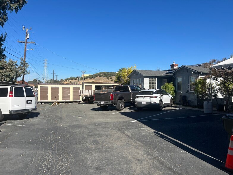 More Photos Of 3503 Pacheco Blvd, Martinez Warehouse For Lease