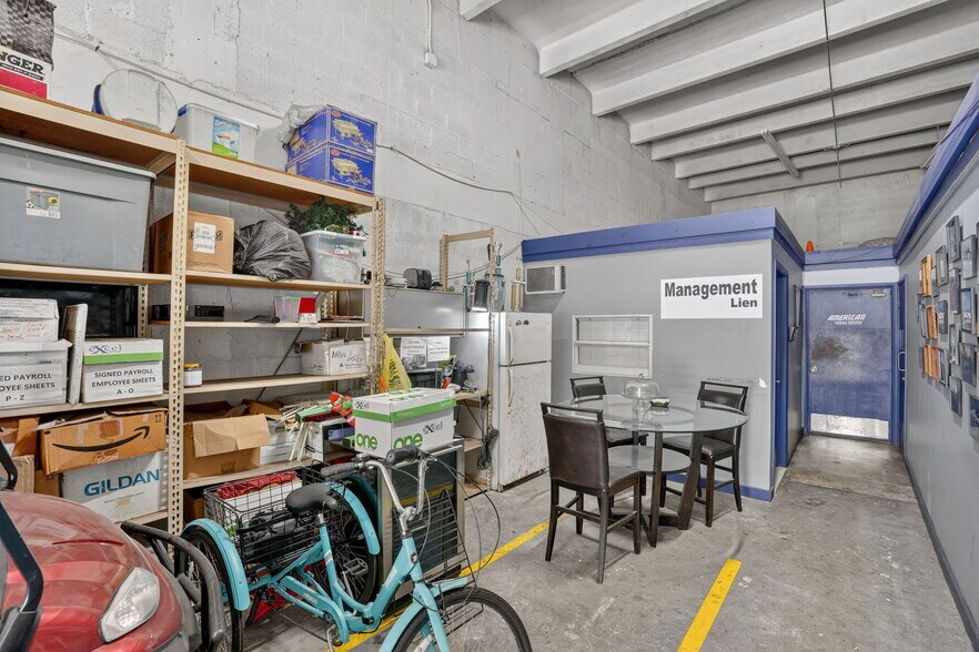 More Photos Of 9180 NW 119th St, Hialeah Warehouse For Sale