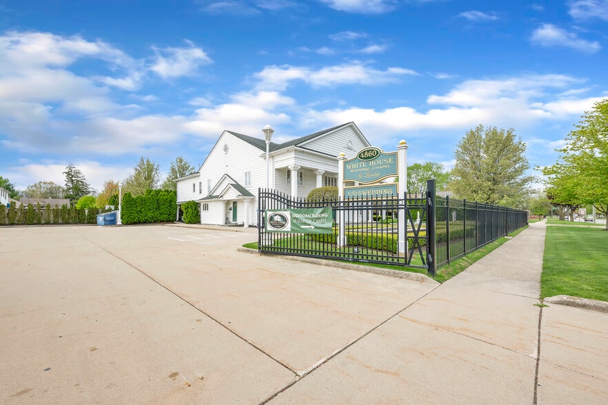 More Photos Of 4860 E 13 Mile Rd, Warren Lodge Meeting Hall For Sale