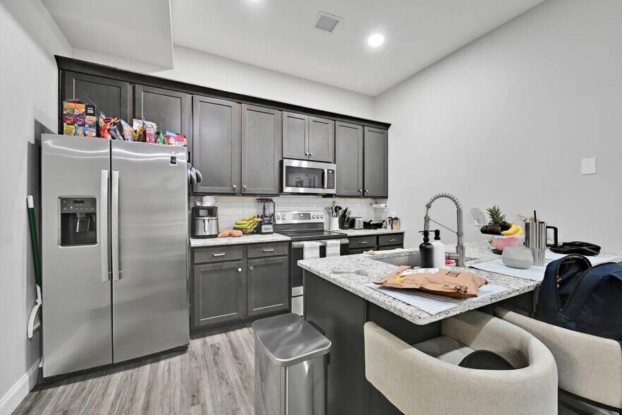 More Photos Of 236 W Market St, Jonestown Multifamily For Sale